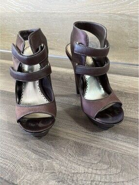 Leather Bebe Tanya 5” Stiletto Platform Open Toe Strappy Heels Size 5